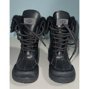 UGG Kids 10 Snow Boots Butte II CWR Waterproof Cold Weather Winter Outdoor Cozy